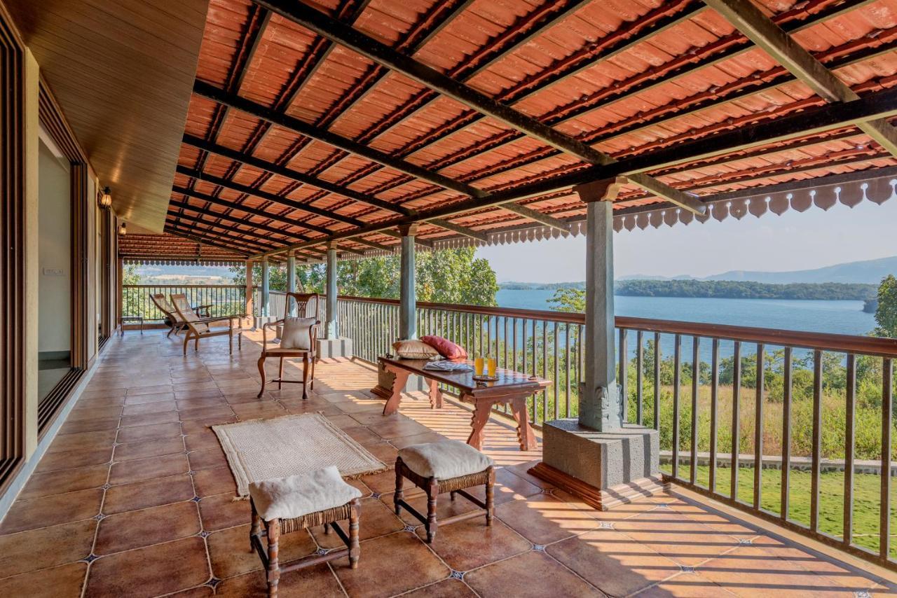 Saffronstays Anantham, Kamshet - Pet-Friendly Lakefront Villa With A Huge Verandah Nethersole Dam 외부 사진