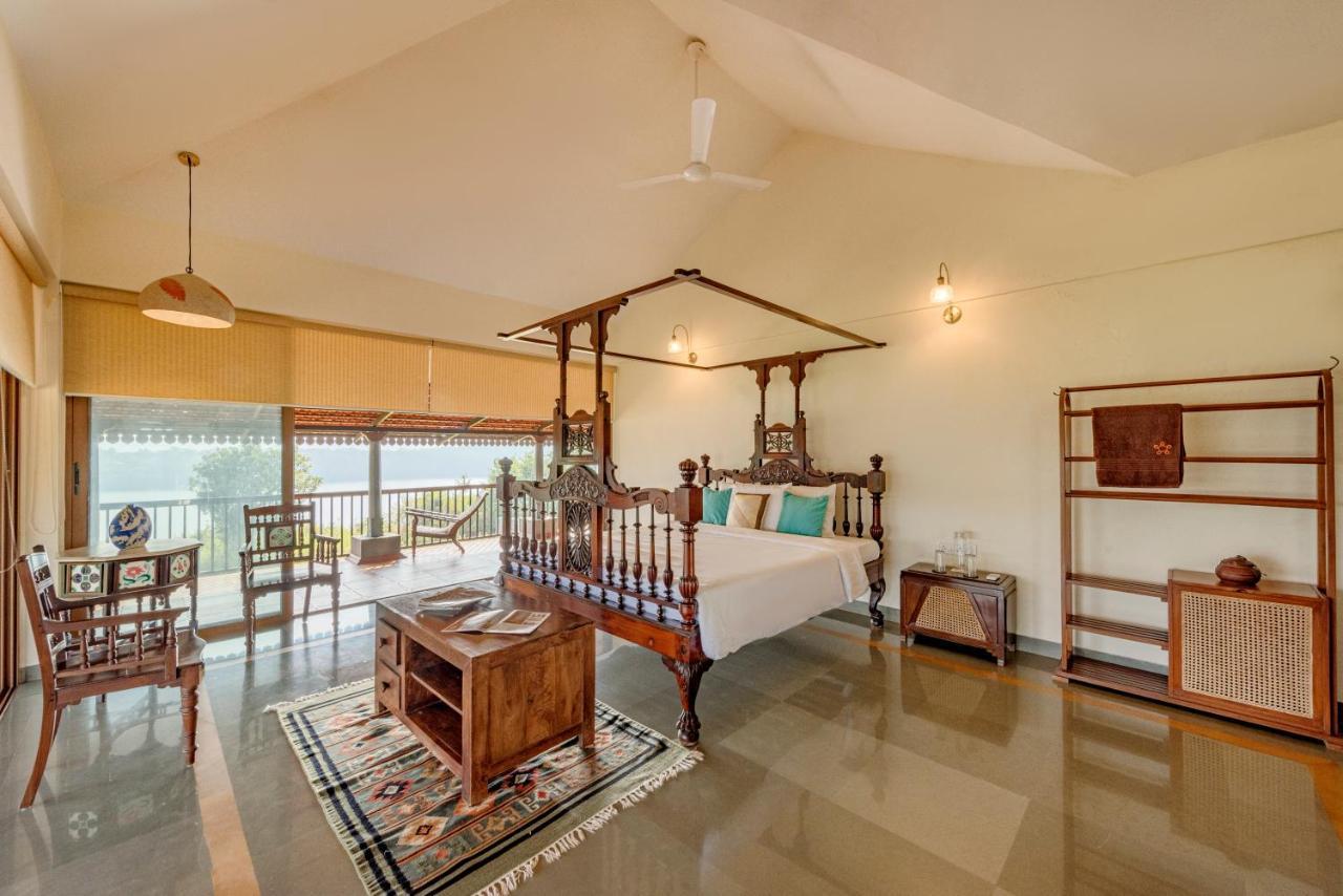 Saffronstays Anantham, Kamshet - Pet-Friendly Lakefront Villa With A Huge Verandah Nethersole Dam 외부 사진