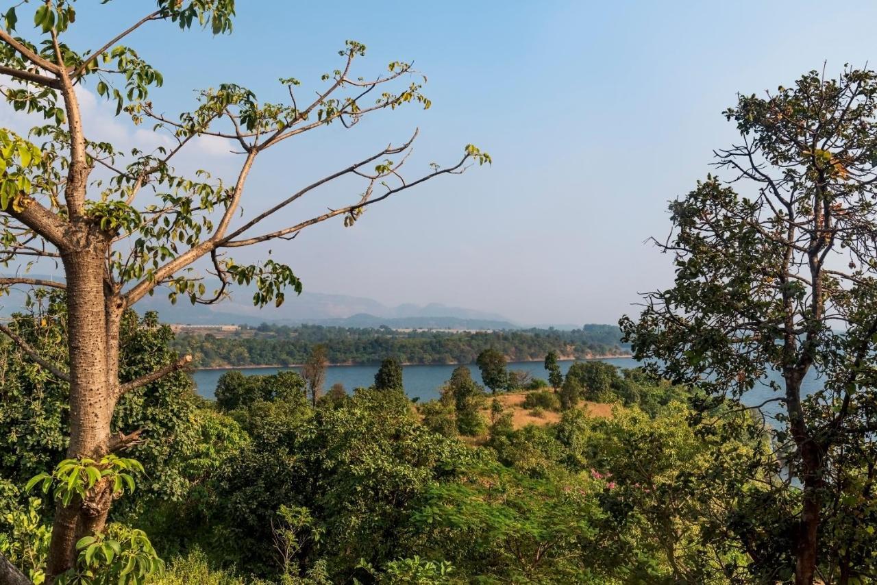 Saffronstays Anantham, Kamshet - Pet-Friendly Lakefront Villa With A Huge Verandah Nethersole Dam 외부 사진